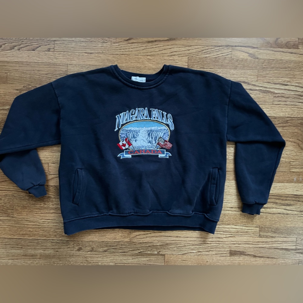 Vintage Niagara Falls Sweater